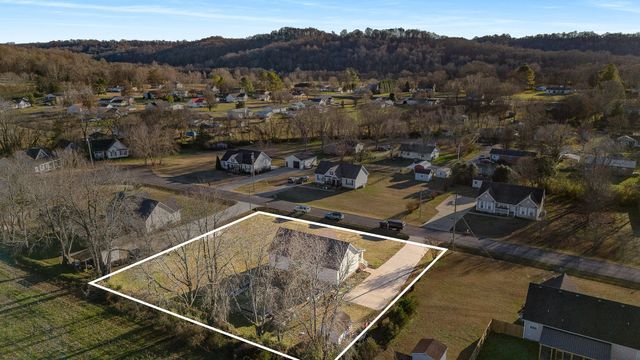 265 Sagewood Dr, Pulaski, TN 38478