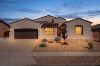 1860 Camino Cancun, Los Lunas, NM 87031