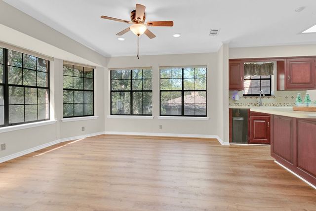 1208 Hilltop Run, Hideaway, TX 75771