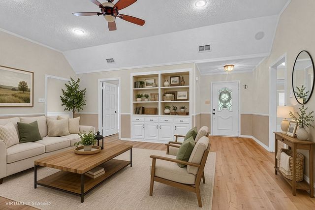 1208 Hilltop Run, Hideaway, TX 75771