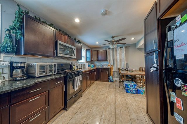 707 Sylvan Ave, Avalon, PA 15202