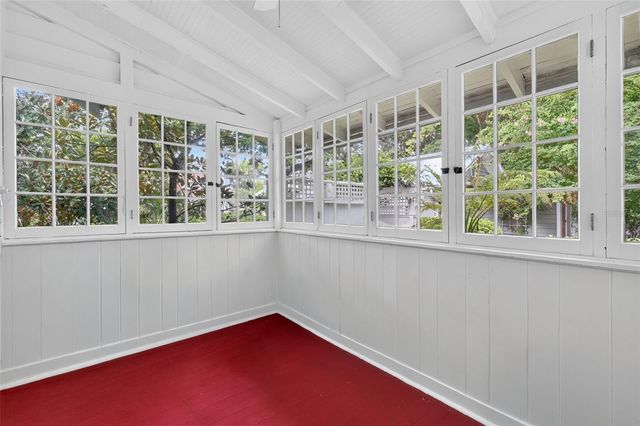 1046 N MCDONALD STREET, Mount Dora, FL 32757