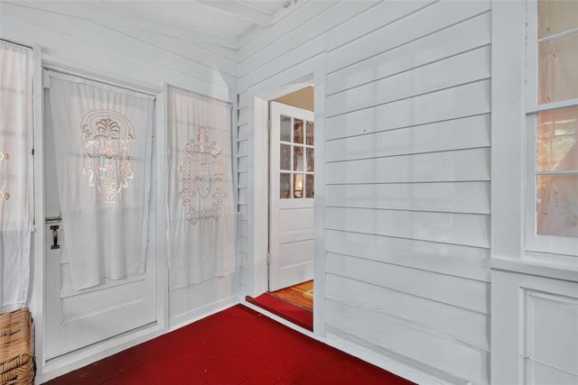 1046 N MCDONALD STREET, Mount Dora, FL 32757