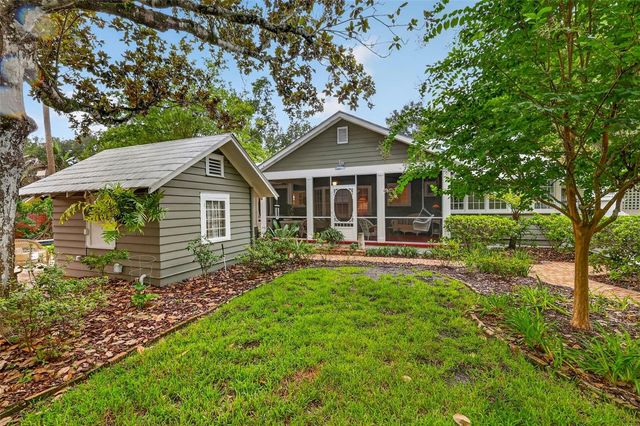 1046 N MCDONALD STREET, Mount Dora, FL 32757