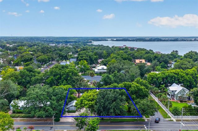 1046 N MCDONALD STREET, Mount Dora, FL 32757