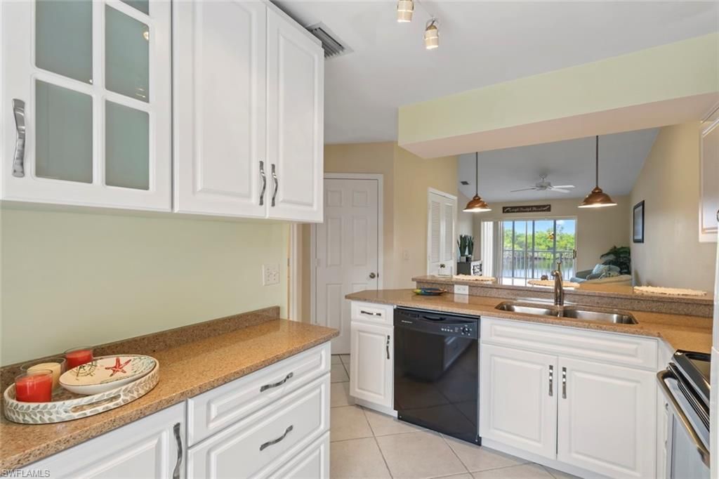 1305 Mainsail DR 1013, NAPLES, FL 34114 — photo 4