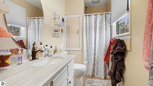 822 Highland, Mt Pleasant, MI 48858