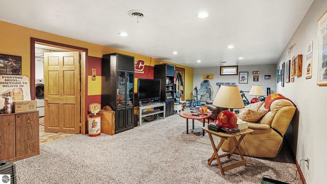 822 Highland, Mt Pleasant, MI 48858