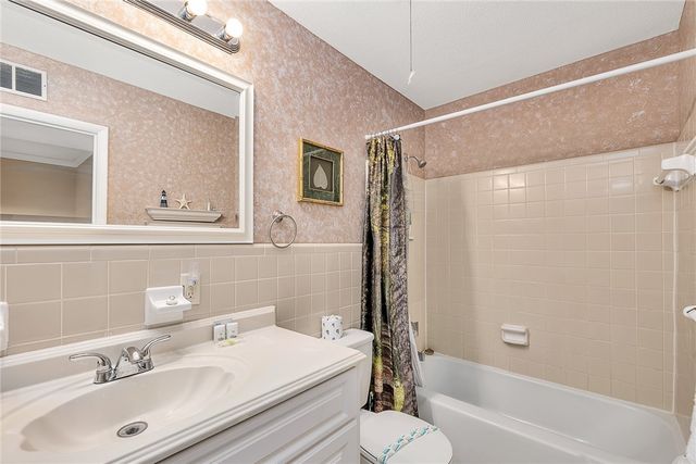 1500 Demere Road F6, St Simons Island, GA 31522