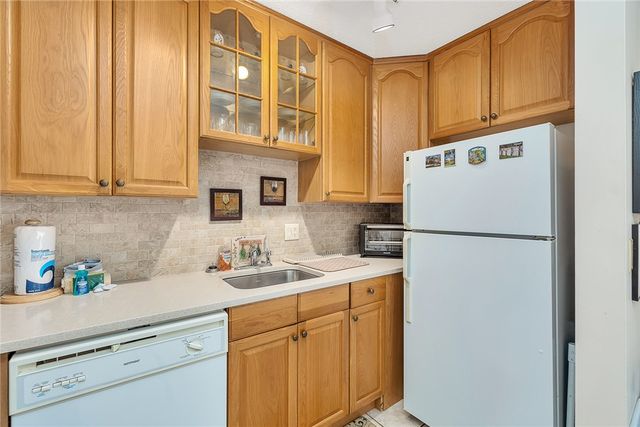 1500 Demere Road F6, St Simons Island, GA 31522