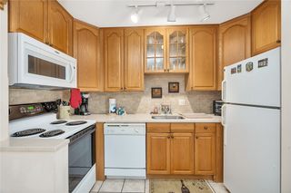 1500 Demere Road F6, St Simons Island, GA 31522