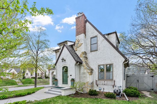 1400 E 54th Street, Minneapolis, MN 55417
