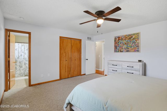 734 JAY OR DRIVE, Jefferson City, MO 65109