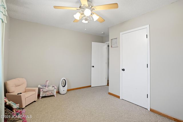 734 JAY OR DRIVE, Jefferson City, MO 65109