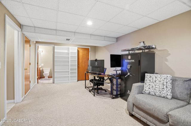 734 JAY OR DRIVE, Jefferson City, MO 65109