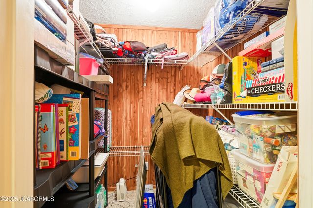 734 JAY OR DRIVE, Jefferson City, MO 65109