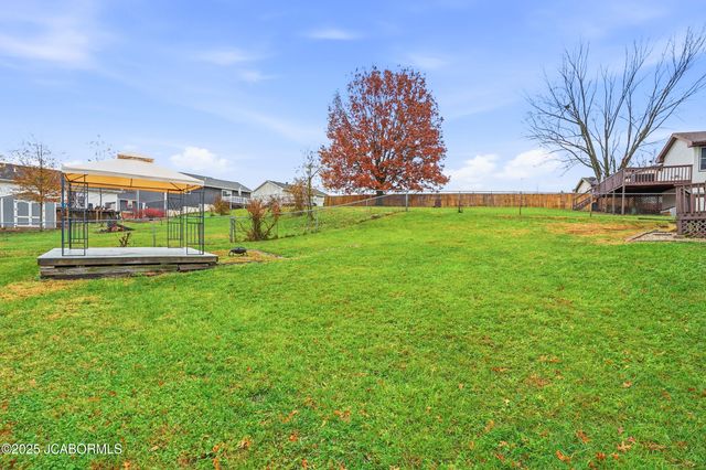 734 JAY OR DRIVE, Jefferson City, MO 65109