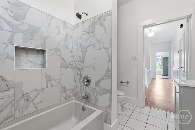 218 W Anderson Street Upper Unit, Savannah, GA 31401