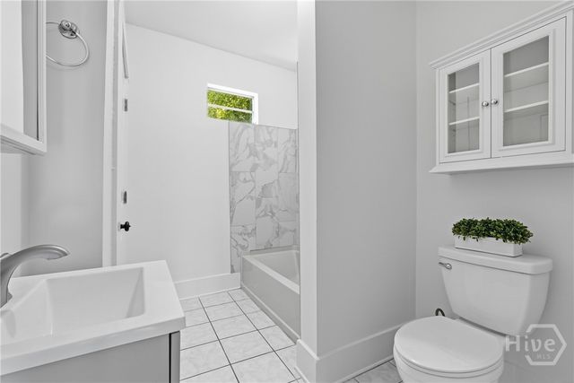 218 W Anderson Street Upper Unit, Savannah, GA 31401