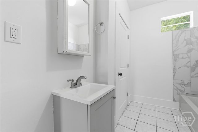 218 W Anderson Street Upper Unit, Savannah, GA 31401