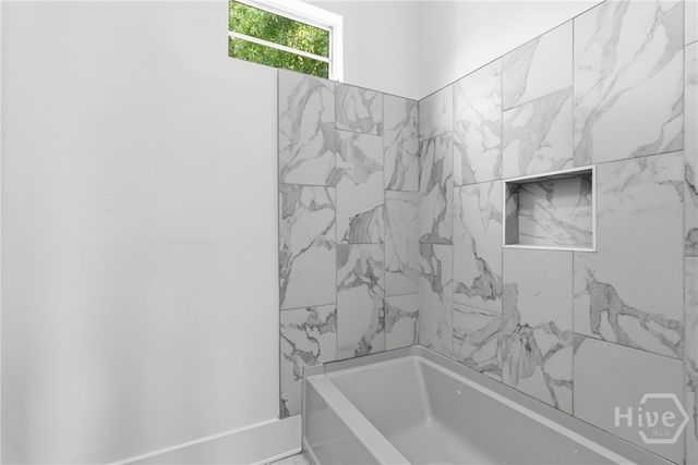 218 W Anderson Street Upper Unit, Savannah, GA 31401
