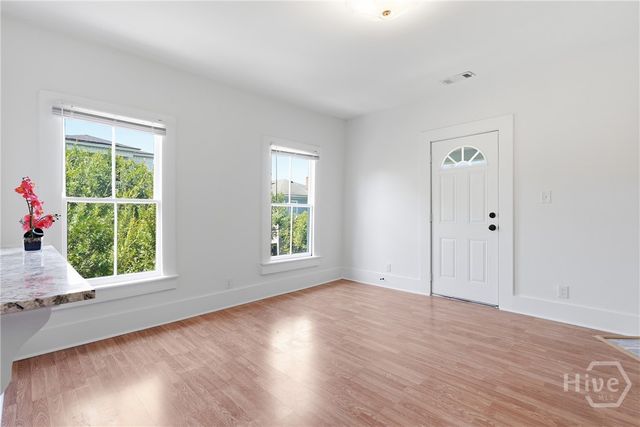 218 W Anderson Street Upper Unit, Savannah, GA 31401