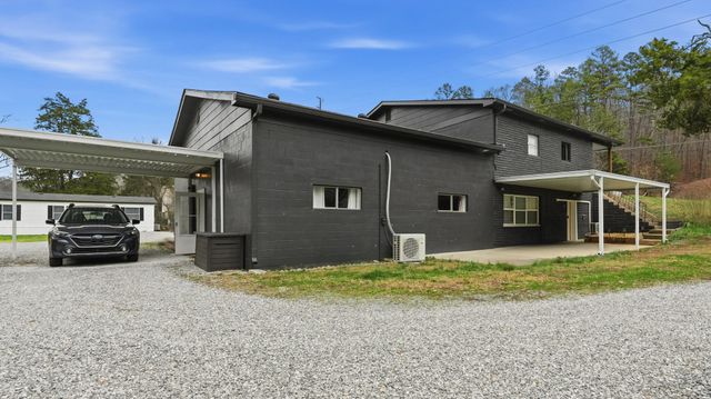 9151 Dallas Hollow Road, Soddy Daisy, TN 37379