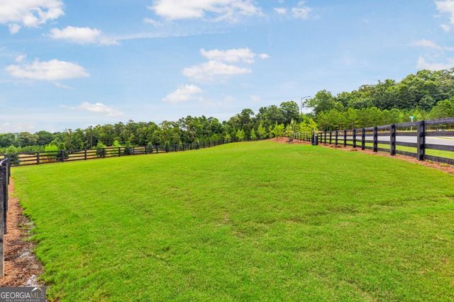 200 Wildflower Circle, Calhoun, GA 30701