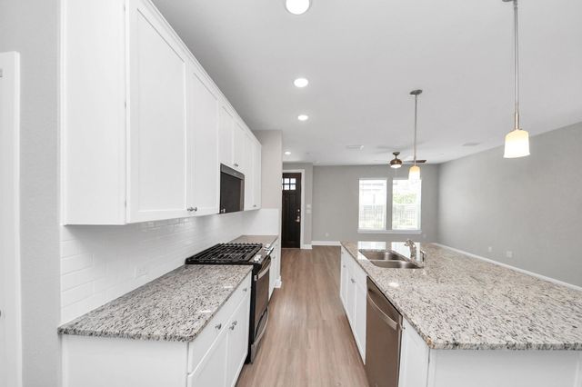 5300 Berkeley Knoll Circle 203, Richmond, TX 77407