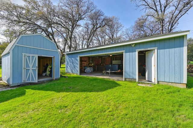 1811 Little Creek Rd, Auburn, CA 95602