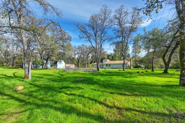 1811 Little Creek Rd, Auburn, CA 95602