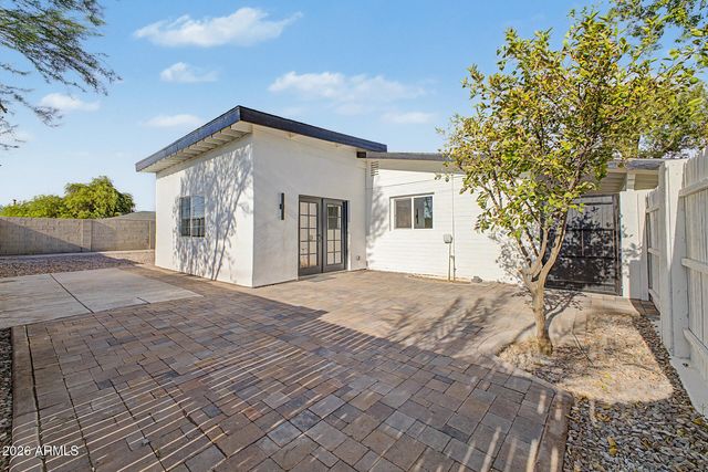 2238 W CATALINA Drive, Phoenix, AZ 85015