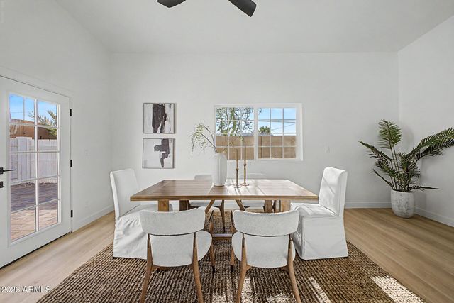 2238 W CATALINA Drive, Phoenix, AZ 85015