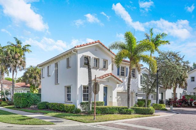 552 Tomahawk Court, Palm Beach Gardens, FL 33410