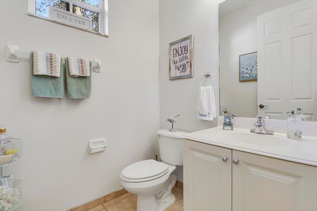 552 Tomahawk Court, Palm Beach Gardens, FL 33410