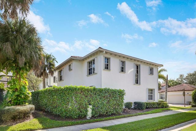 552 Tomahawk Court, Palm Beach Gardens, FL 33410