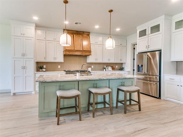 4604 SE 37th Street, Moore, OK 73160