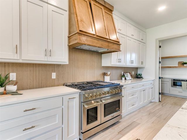 4604 SE 37th Street, Moore, OK 73160