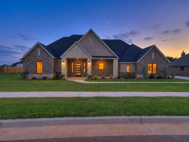 4604 SE 37th Street, Moore, OK 73160