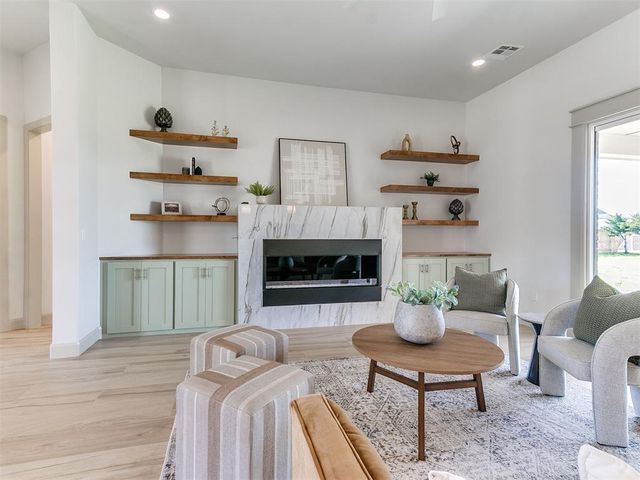 4604 SE 37th Street, Moore, OK 73160