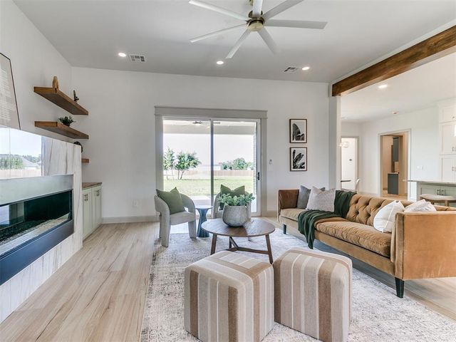 4604 SE 37th Street, Moore, OK 73160