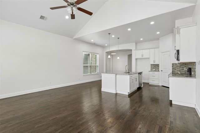 833 Rohan Drive, Richardson, TX 75081