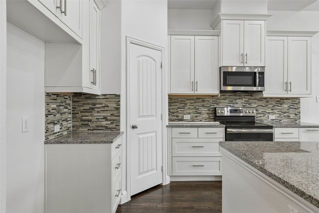 833 Rohan Drive, Richardson, TX 75081