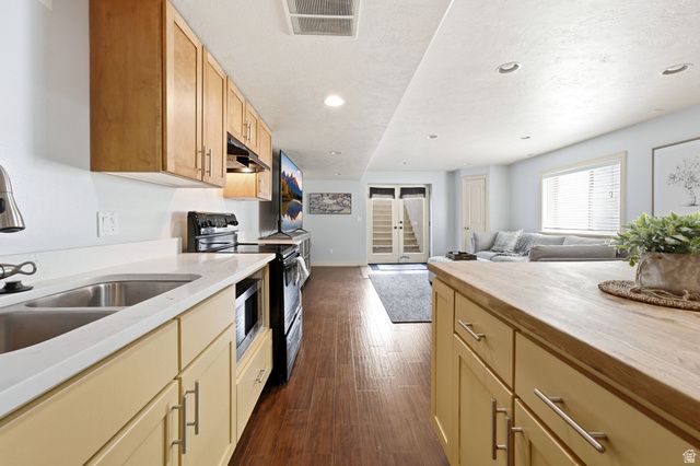 2303 W 900 N, Layton, UT 84041
