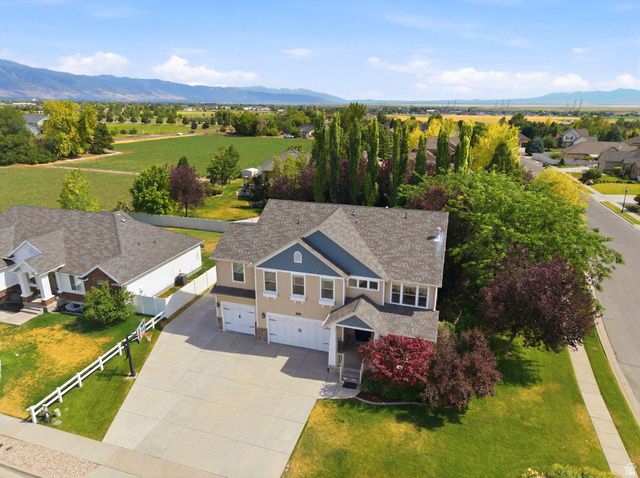 2303 W 900 N, Layton, UT 84041