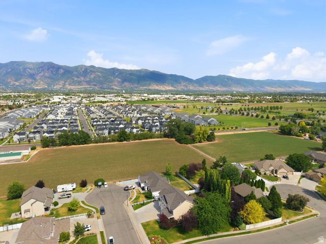 2303 W 900 N, Layton, UT 84041