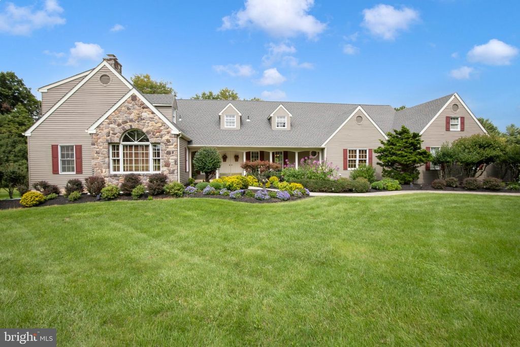 1703 SCOTT DR, NEWTOWN, PA 18940 — photo 2
