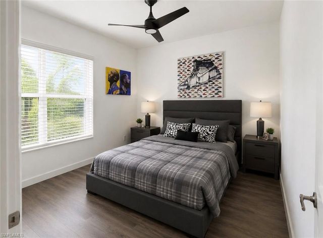 7849 Founders LN, Naples, FL 34104