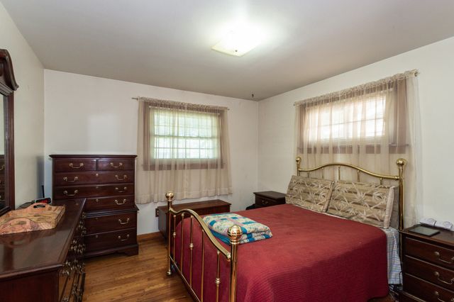 202 Claxon Drive, Florence, KY 41042