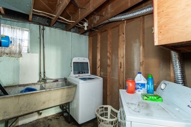 202 Claxon Drive, Florence, KY 41042